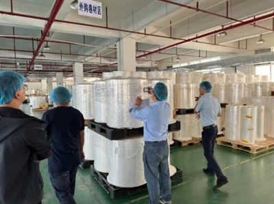 Clienții ruși numesc personal terță parte pentru a inspecta fabrica